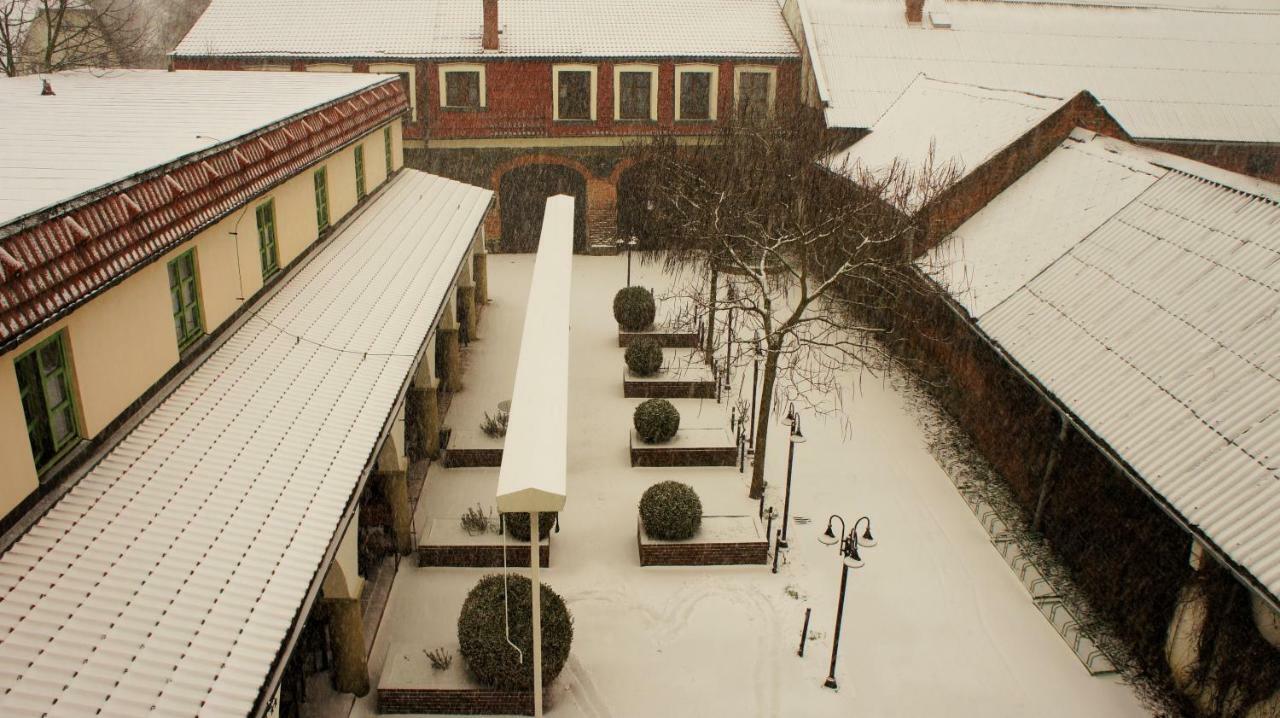 Hanacky Dvur Оломоуц Экстерьер фото